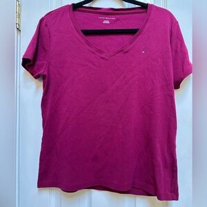 Tommy Hilfiger Women's Magenta V-Neck Tee